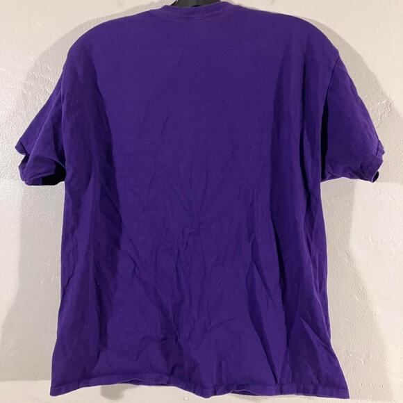 Fanatics University of Washington Huskies Purple and Gold Graphic Tee - Picture 5 of 5